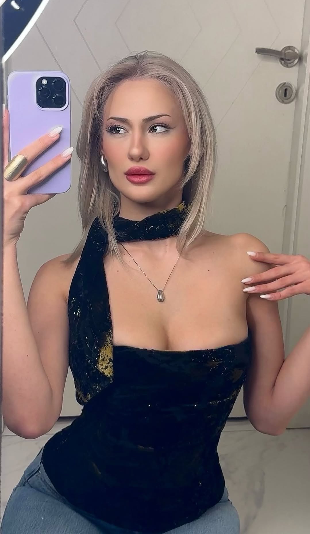 Fındıklı Güzel Gülüşlü Partner Escort Bayan Hale